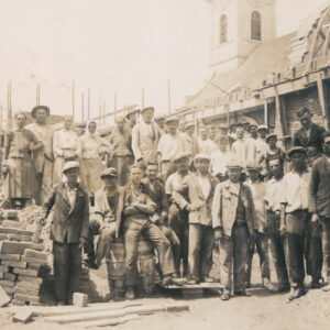 Épül a Szent Mihály 1936